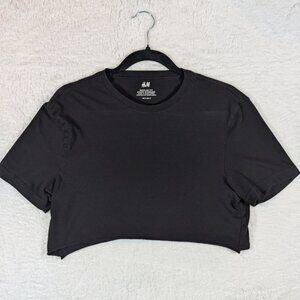 Nwot H&amp;M Classic Black Short Sleeve Crop Top Oversize